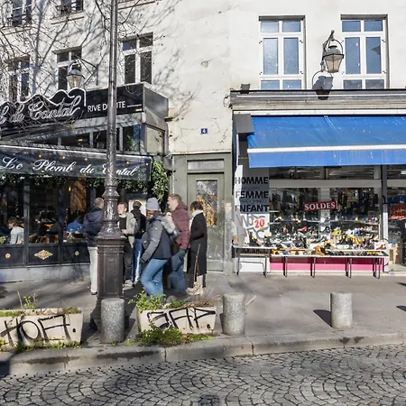 Superb Quartier Les Marais Free Netflix Parigi